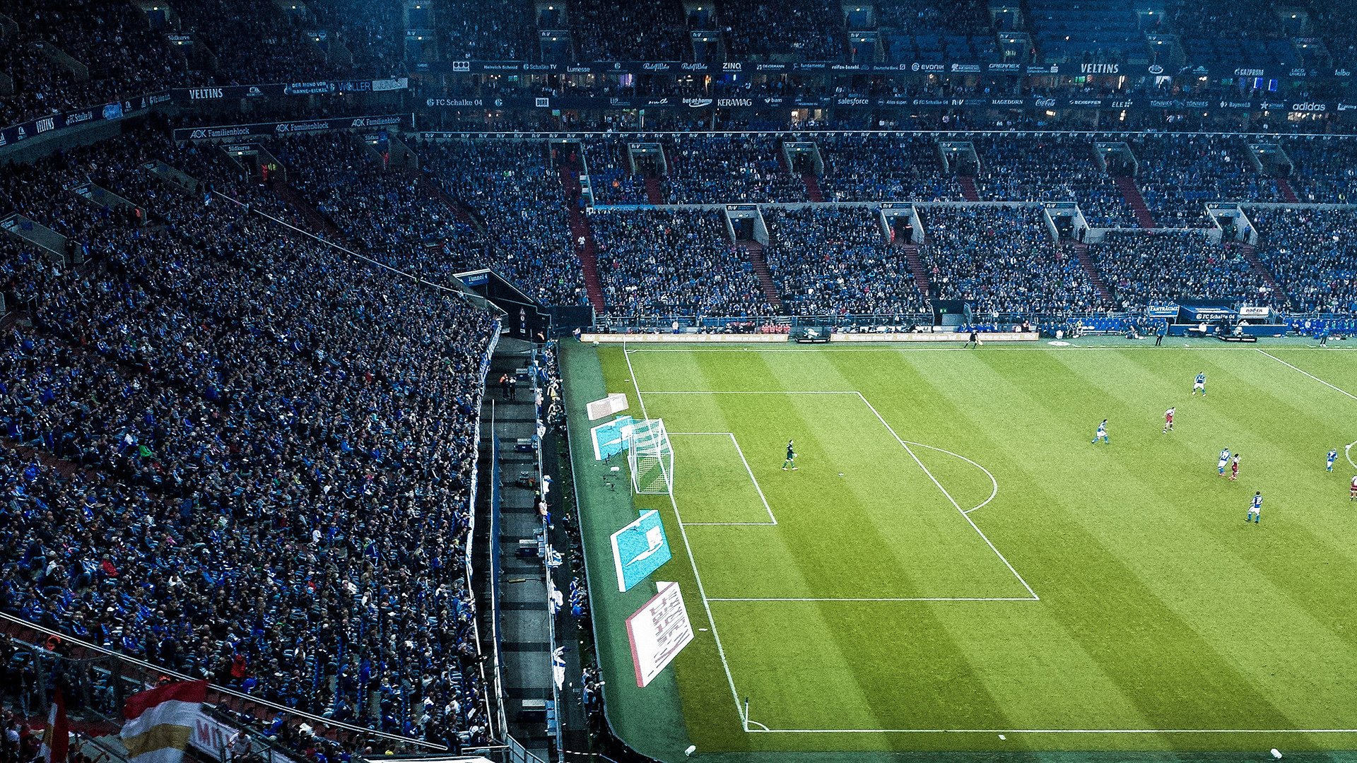 “华金·托比利亚的强硬防守与高效突破，带领阿根廷美洲狮队走向未来”